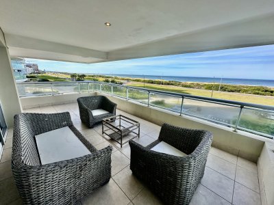 Apartamento en Torre Premium en Playa Brava