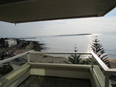 Apartamento en Playa Mansa de Punta del Este