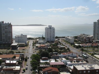 Lindo apartamento con vista al mar