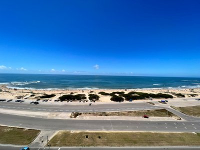 Brava, primera línea al mar