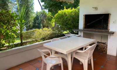 Hermoso apartamento de 3 dormitorios con parrillero propio en hermoso entorno