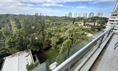 Apartamento de 2 dormitorios con amplia terraza