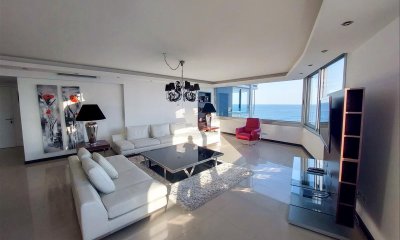Apartamento premium en venta, primera linea, 3 dormitorios y dependencia de servicio, con amenities