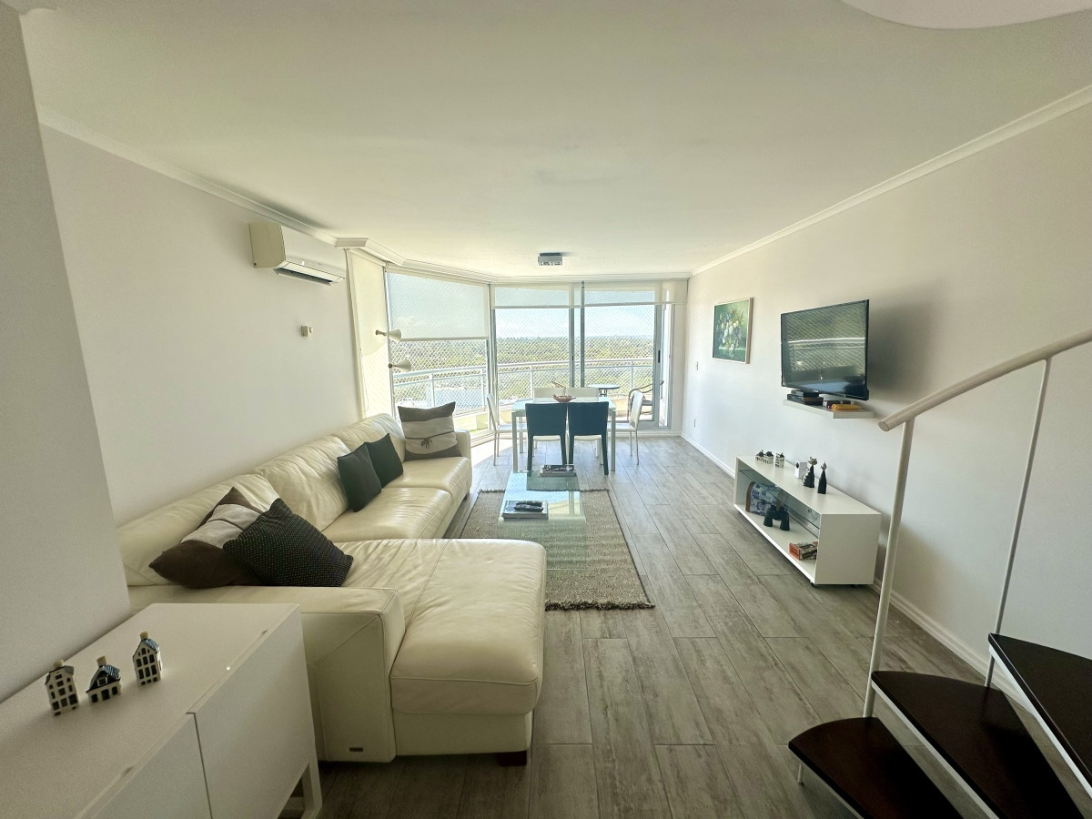 Pent House duplex en torre de categoria con hermosas vistas 