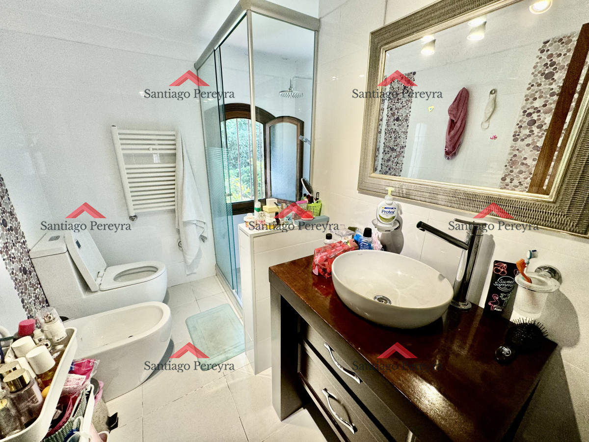 Casa ID.15765 - Excelente casa en Playa Mansa