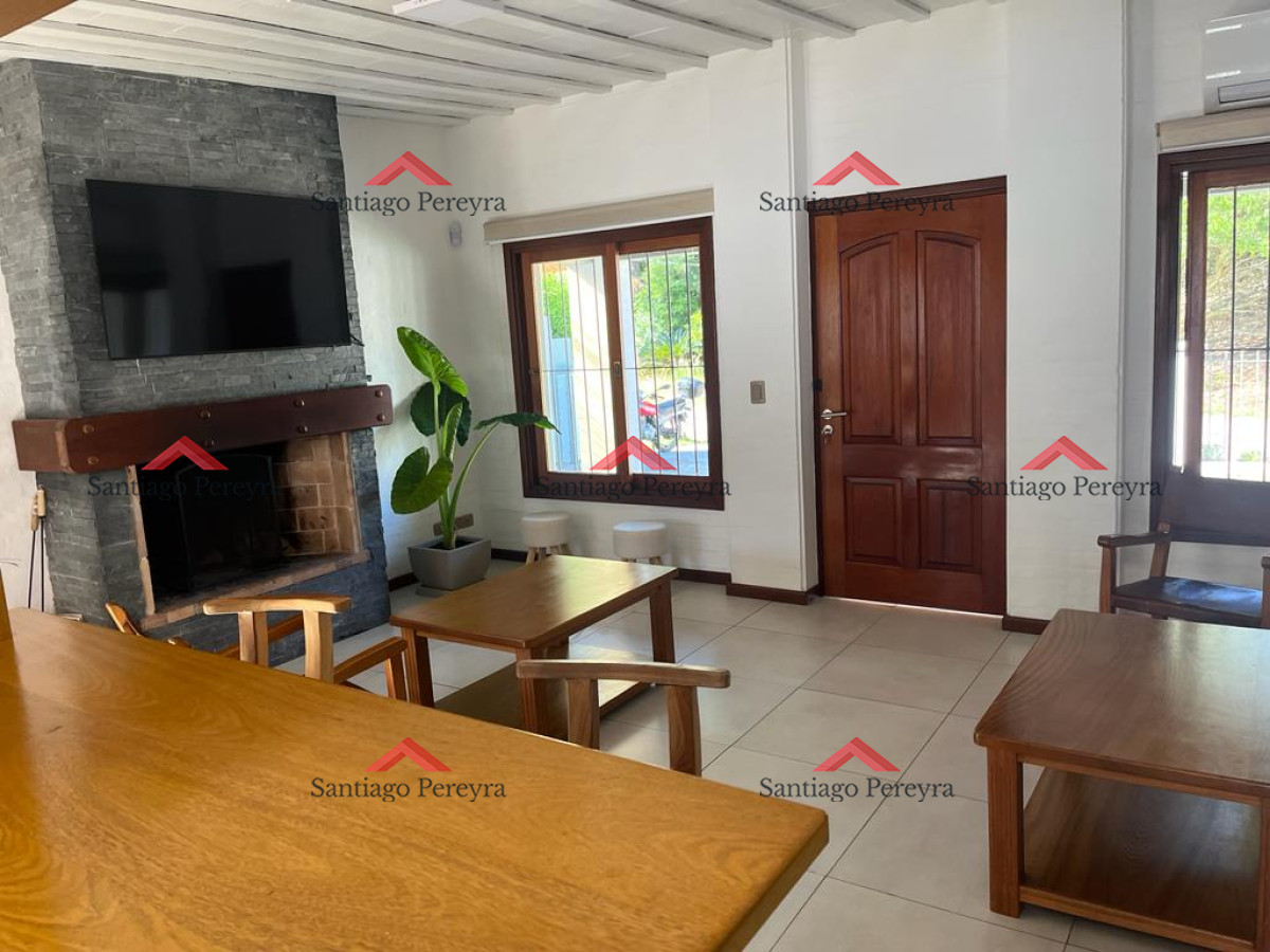 Casa ID.3883 - Muy linda casa con piscina en Pinares