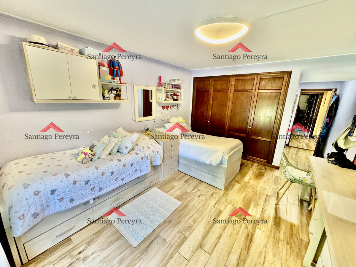 Casa ID.15765 - Excelente casa en Playa Mansa