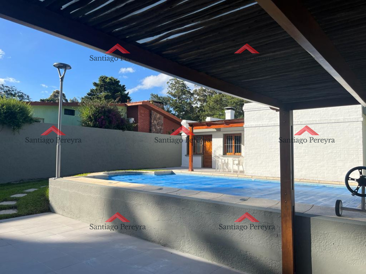 Casa ID.3883 - Muy linda casa con piscina en Pinares