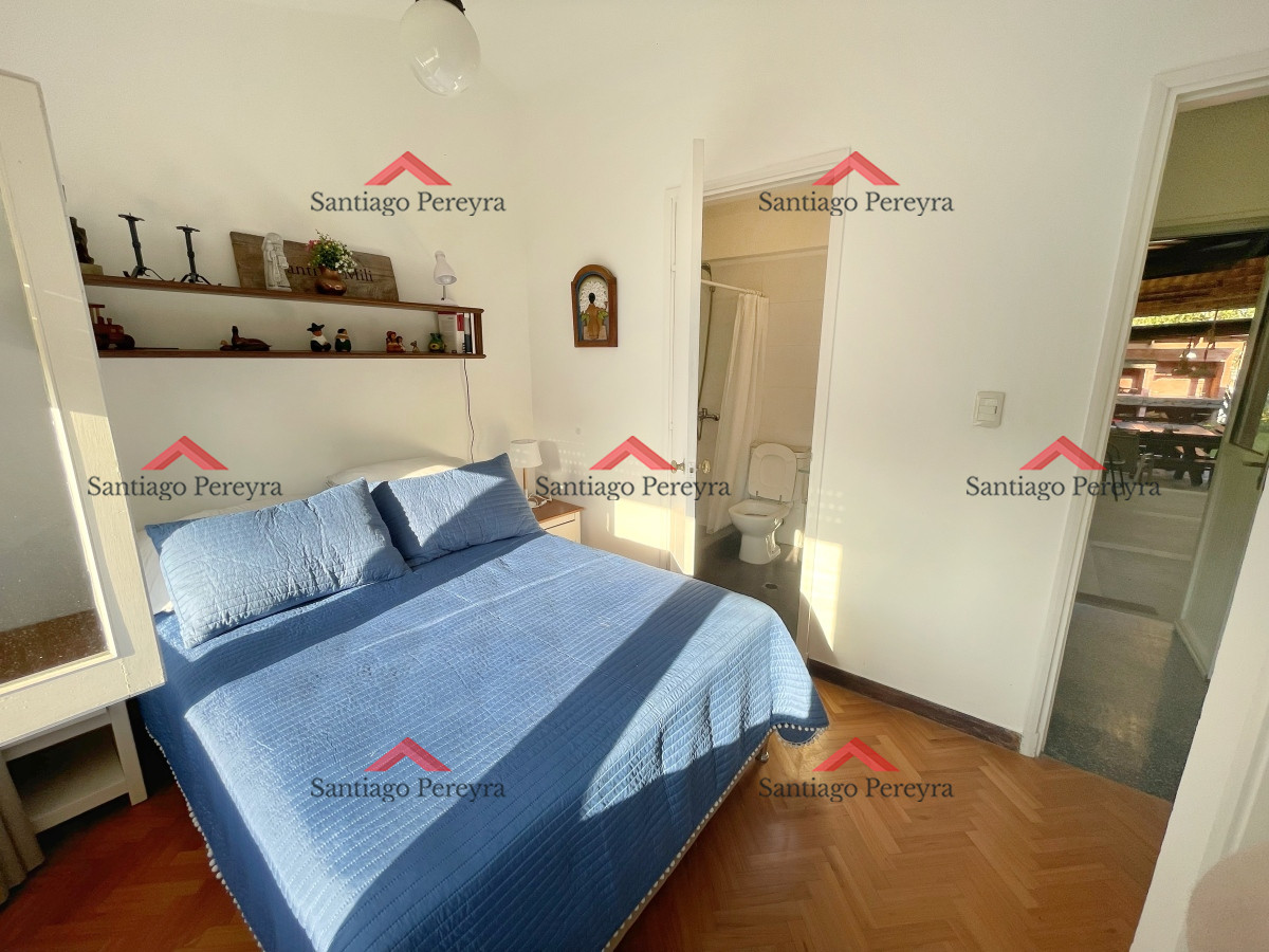 Casa ID.14686 - Hermosa casa en alquiler temporal 4 dormitorios 3 baños parrillero amplio jardin cercado a 200 metros de la playa