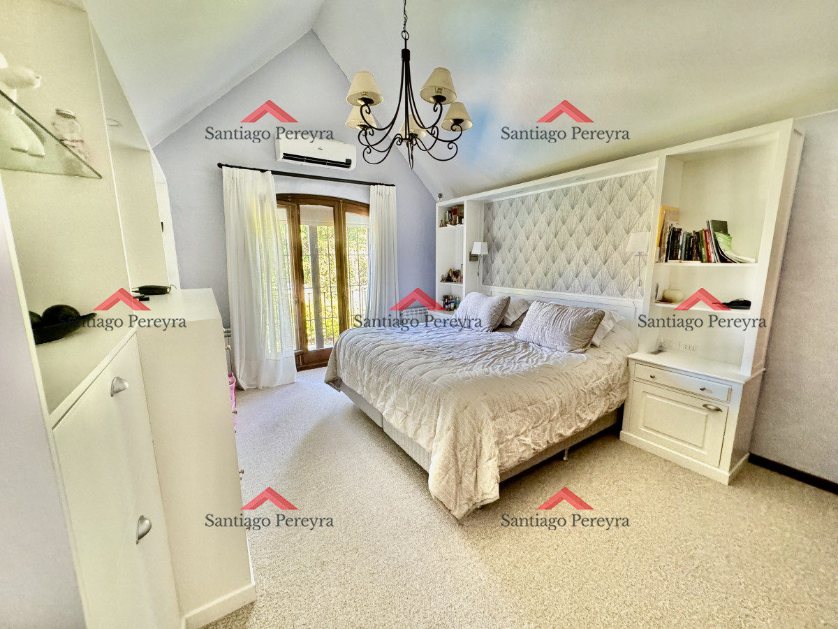 Casa ID.15765 - Excelente casa en Playa Mansa