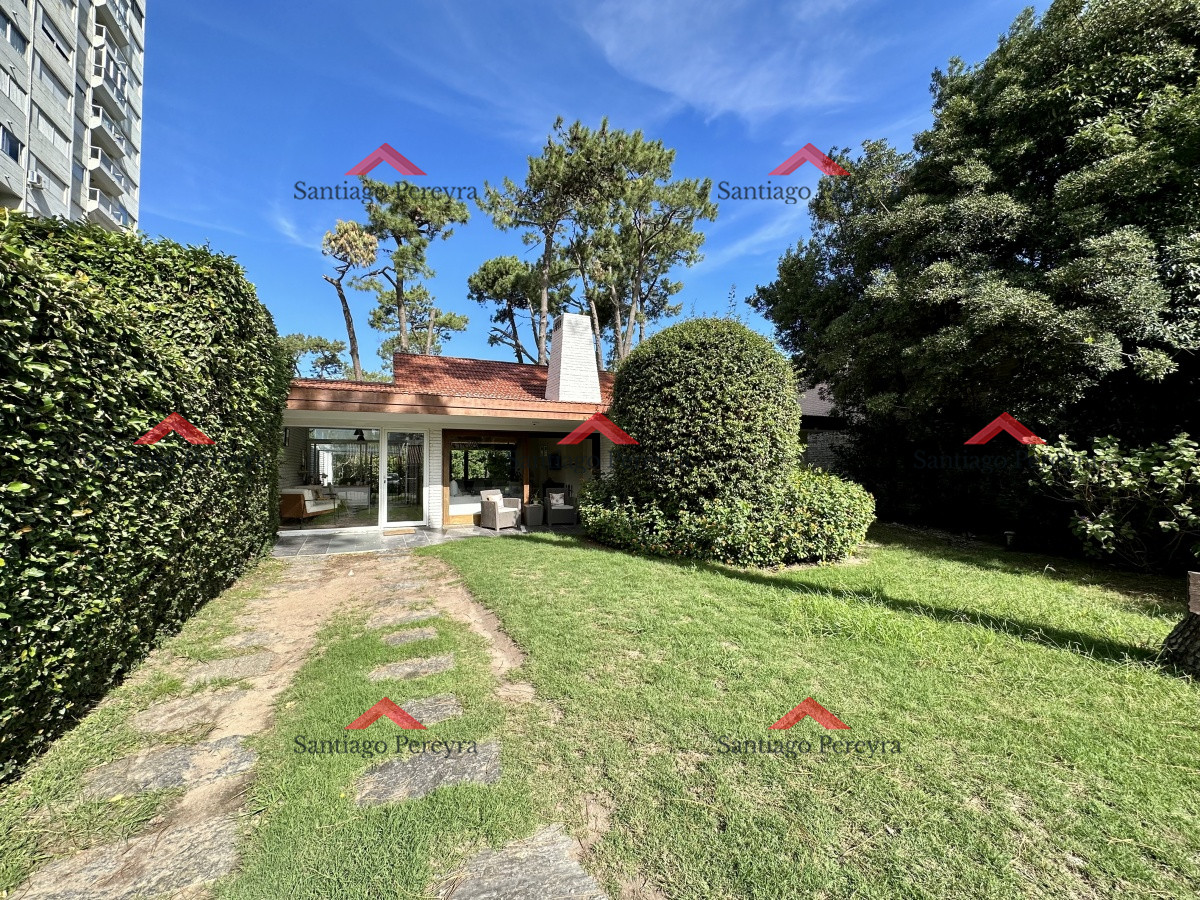 Casa ID.14032 - Chalet totalmente remodelado en excelente ubicación