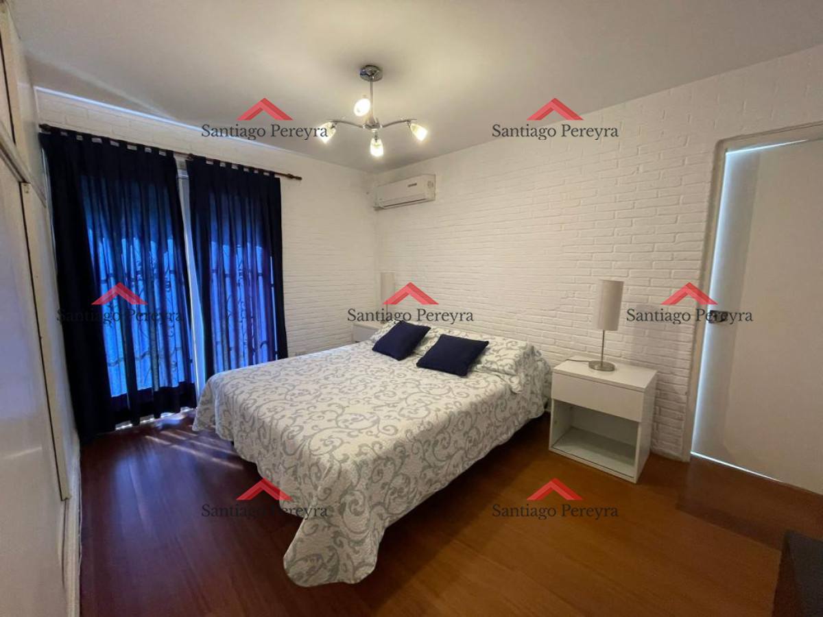 Casa ID.10786 - Hermosa casa a dos cuadras exactamente del mar, playa mansa!!!