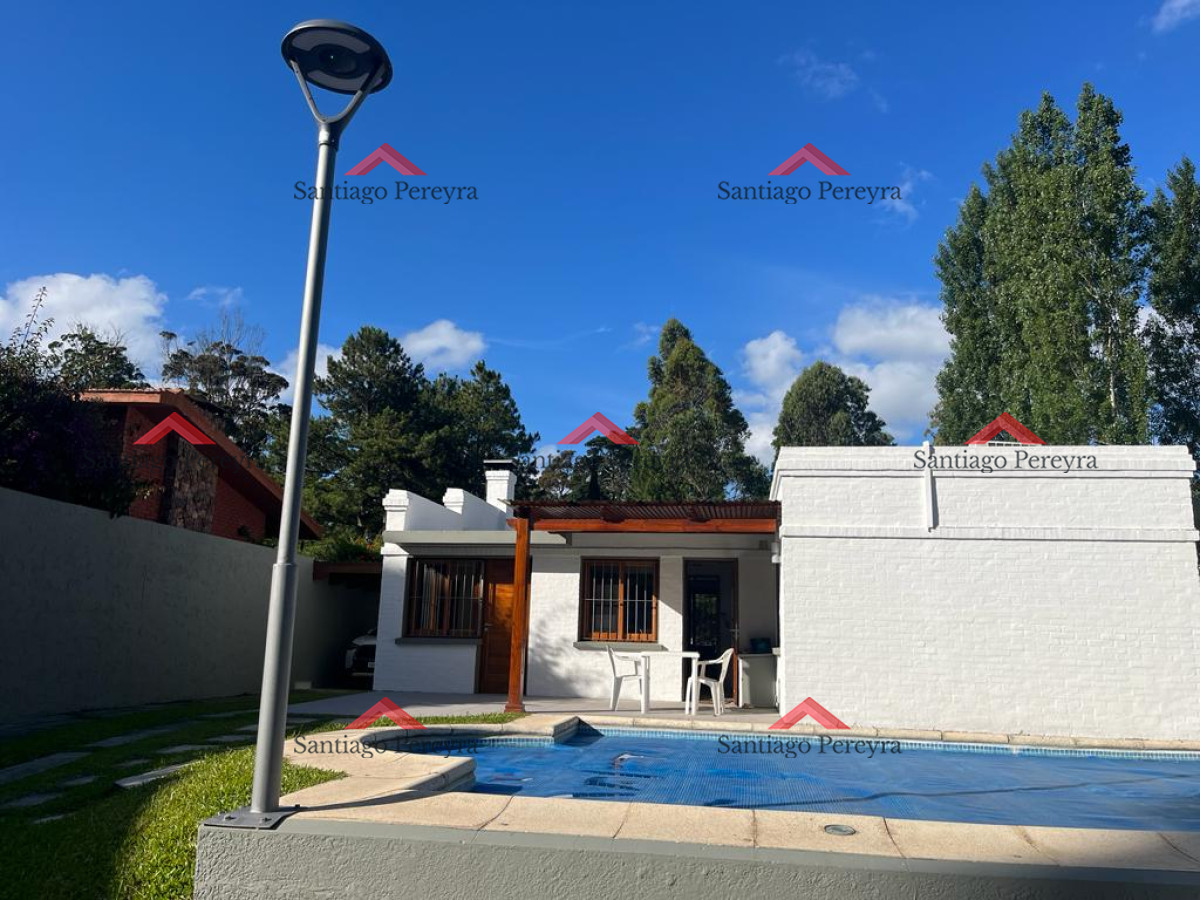 Casa ID.3883 - Muy linda casa con piscina en Pinares