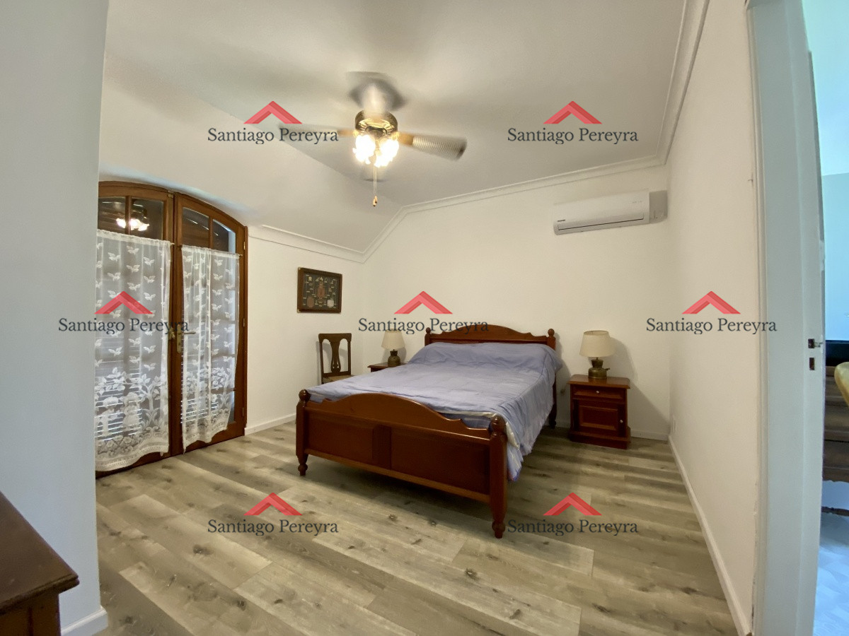 Casa ID.10787 - Hermosa casa estilo colonial actualizada , con excelente ubicación .