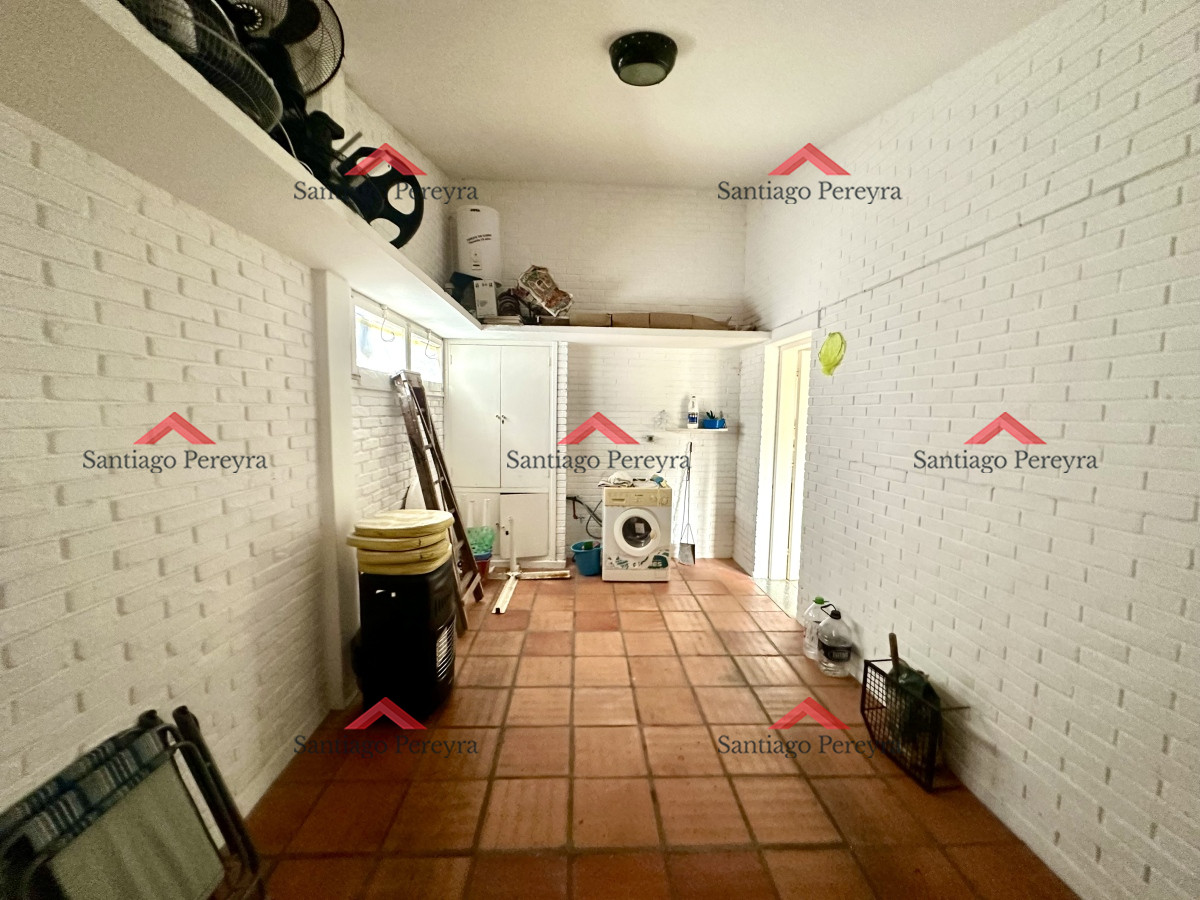 Casa ID.3799 - Chalet típico de Punta del Este, a 400 metros de Playa Mansa