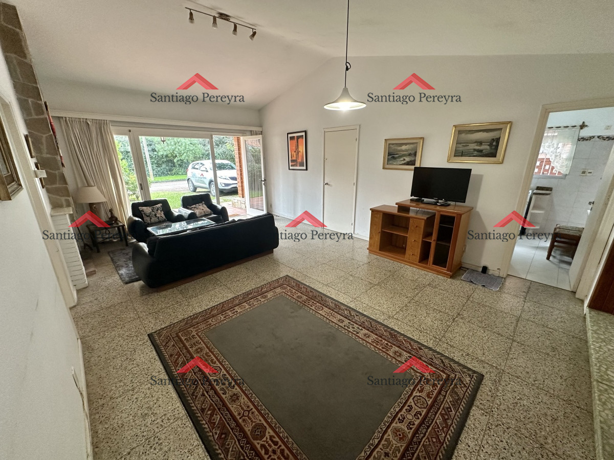 Casa ID.3799 - Chalet típico de Punta del Este, a 400 metros de Playa Mansa