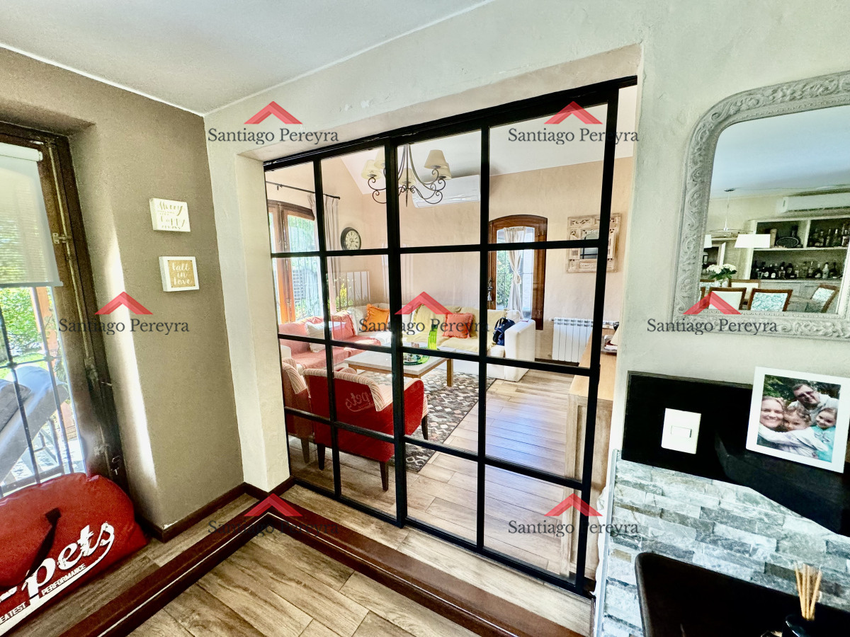 Casa ID.15765 - Excelente casa en Playa Mansa