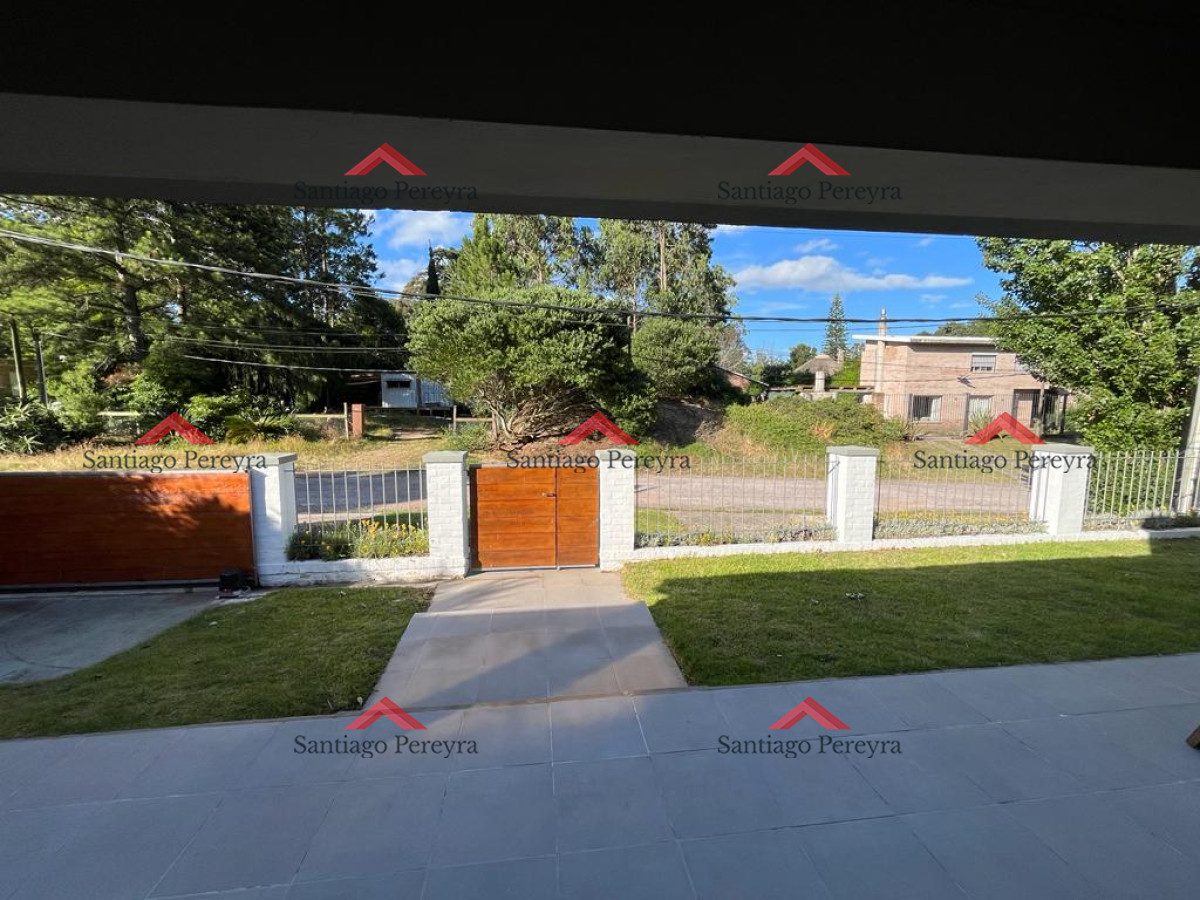 Casa ID.3883 - Muy linda casa con piscina en Pinares