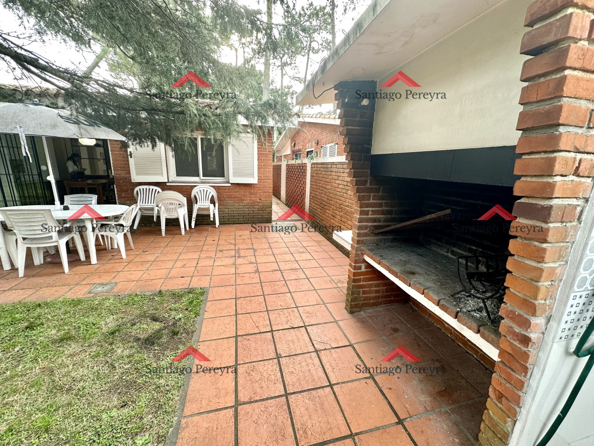 Casa ID.3799 - Chalet típico de Punta del Este, a 400 metros de Playa Mansa