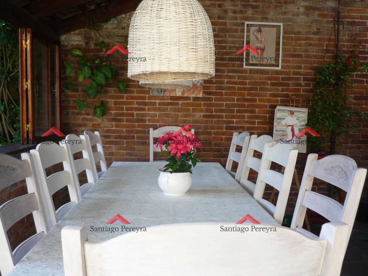 Casa ID.4129 - Muy linda casaHermosa casa en Venta y alquiler de temporada