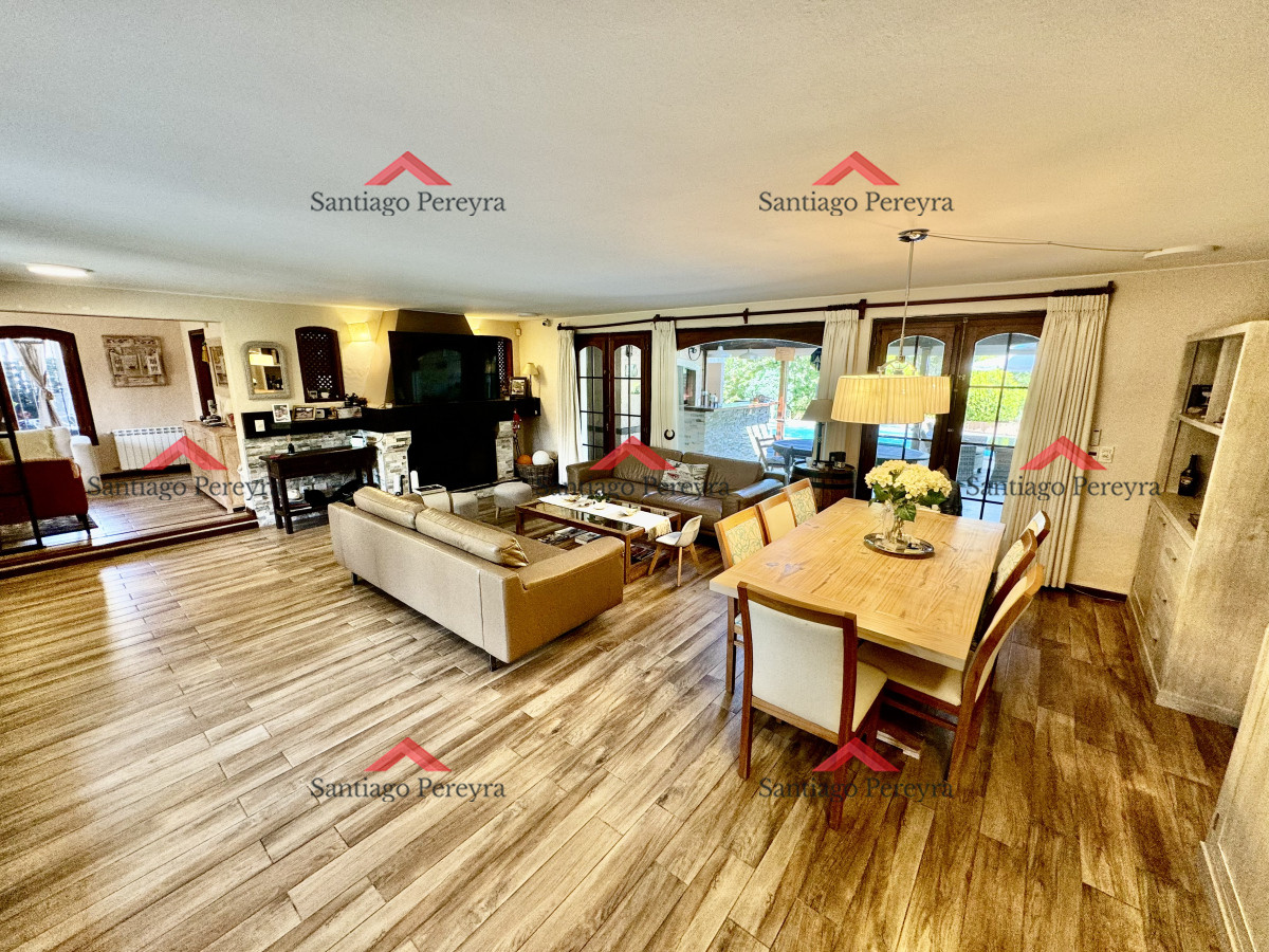Casa ID.15765 - Excelente casa en Playa Mansa