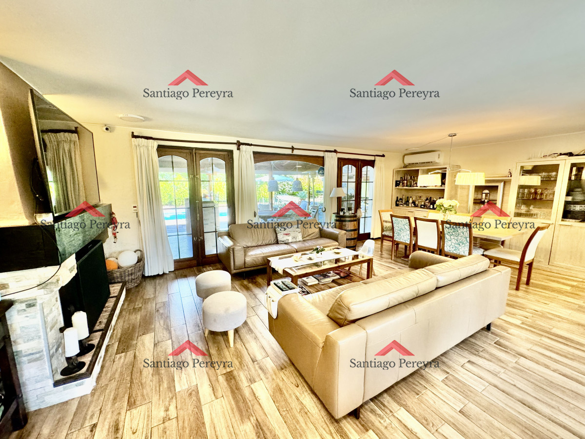 Casa ID.15765 - Excelente casa en Playa Mansa