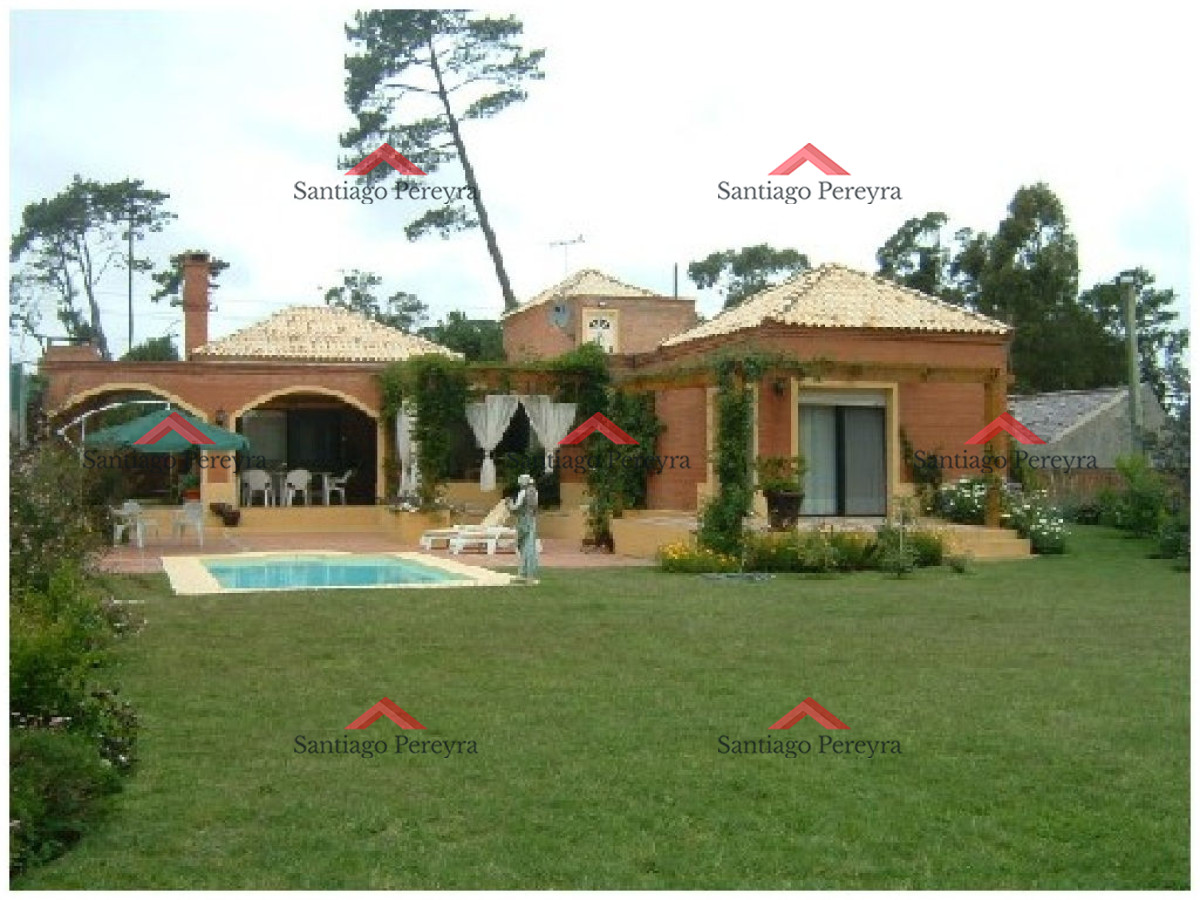 Casa ID.10759 - Muy linda casa en alquiler, zona Pinares, Punta del Este