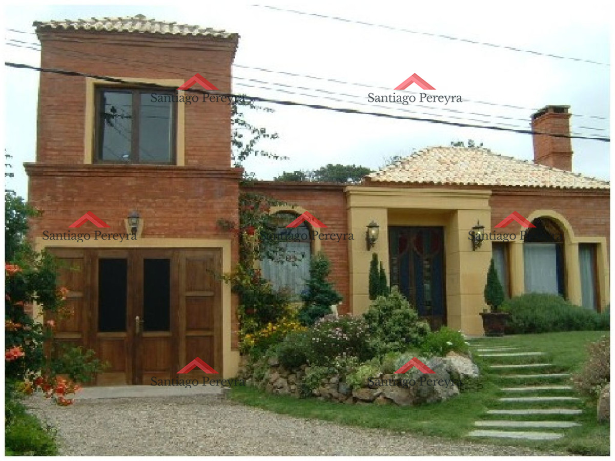 Casa ID.10759 - Muy linda casa en alquiler, zona Pinares, Punta del Este