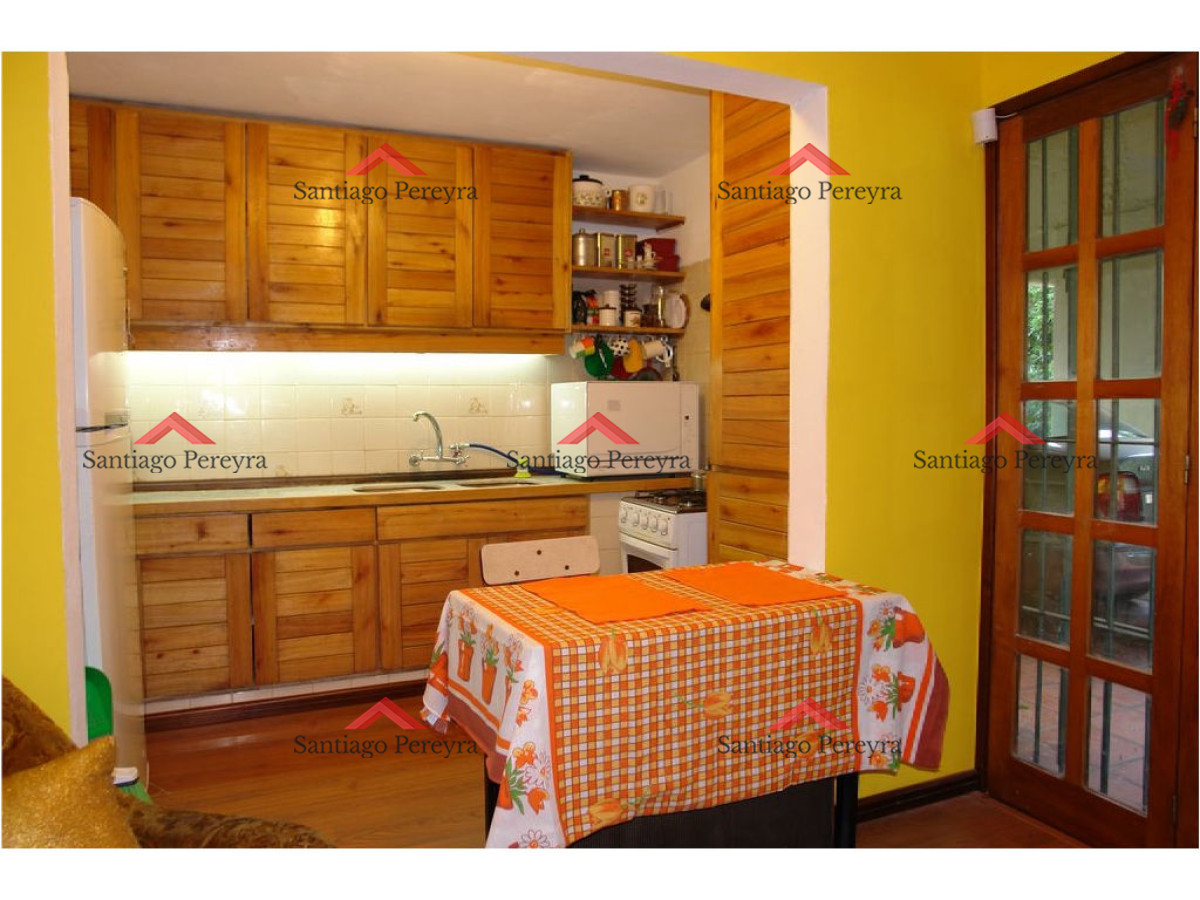 Casa ID.10966 - Muy linda casa en alquiler, ubicada en Rincon del Indio. 