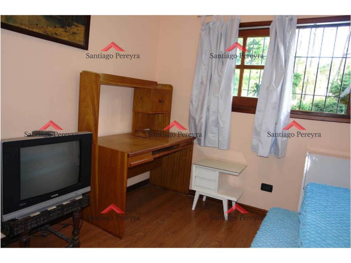 Casa ID.10966 - Muy linda casa en alquiler, ubicada en Rincon del Indio. 