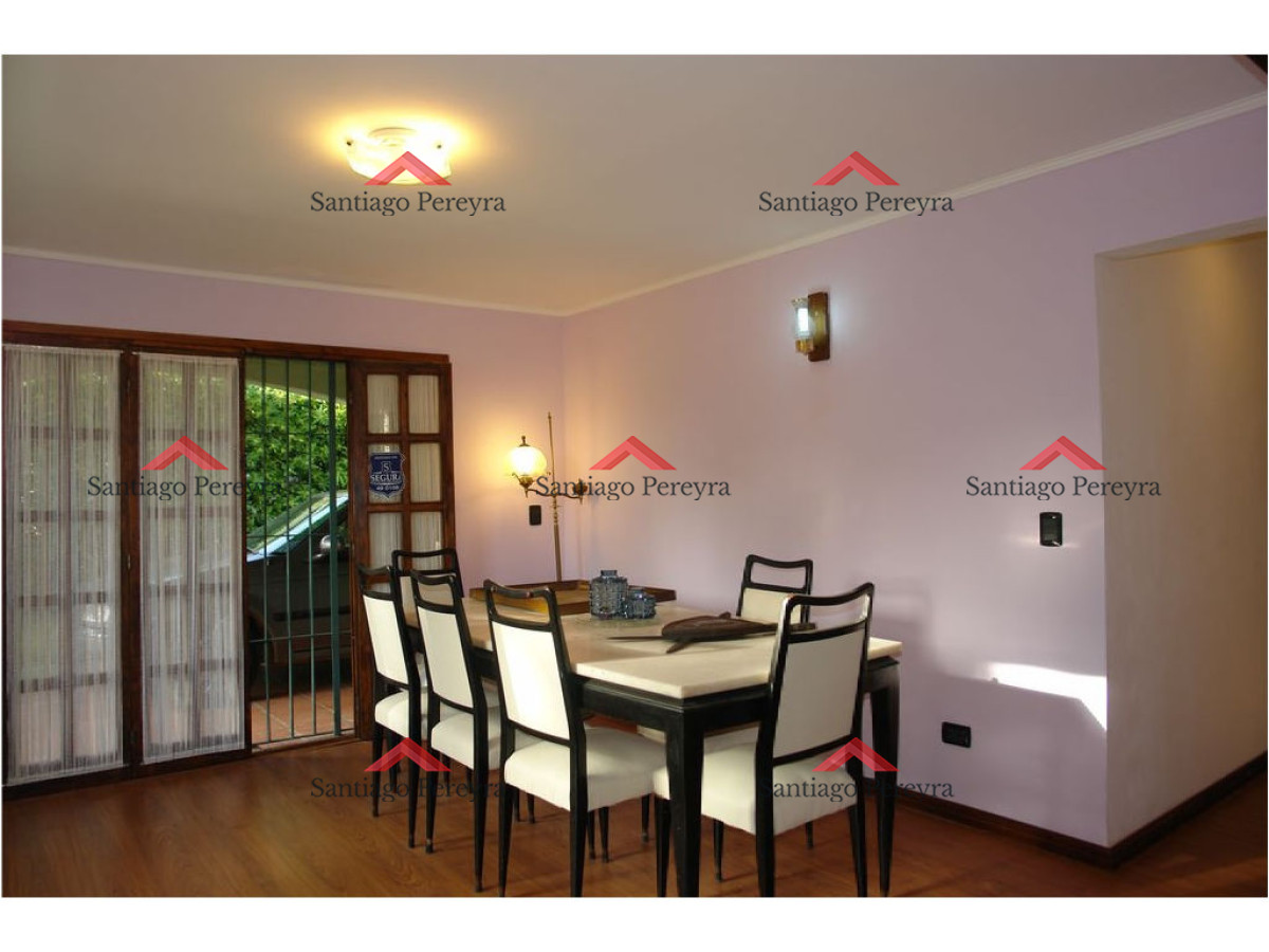 Casa ID.10966 - Muy linda casa en alquiler, ubicada en Rincon del Indio. 
