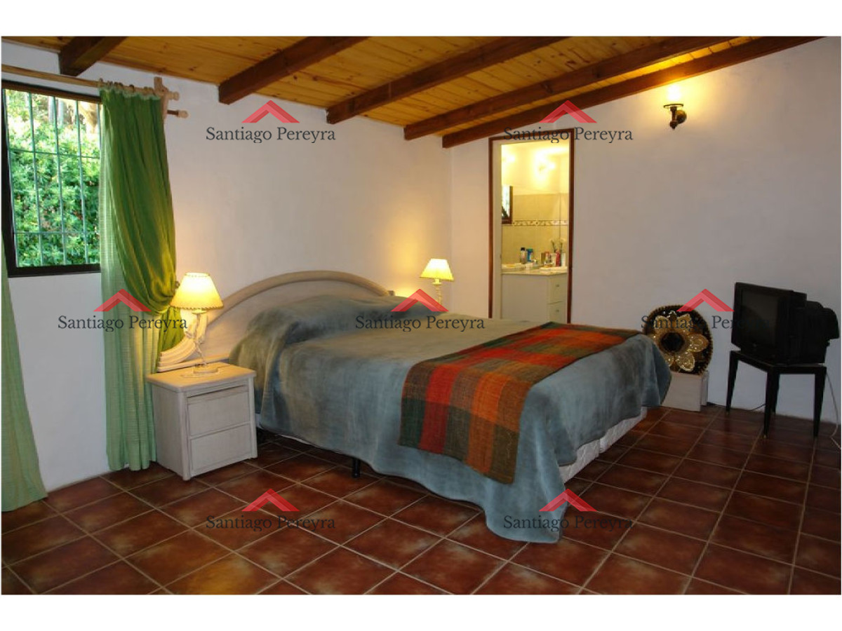 Casa ID.10966 - Muy linda casa en alquiler, ubicada en Rincon del Indio. 