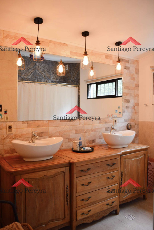 Casa ID.16346 - Hermosa casa en venta 