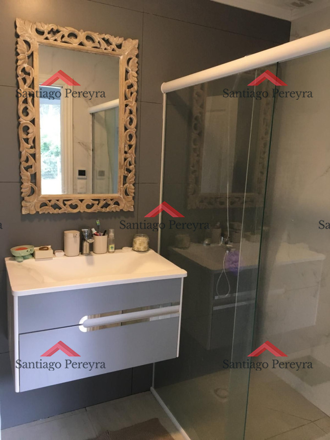 Casa ID.15188 - Hermosa casa en venta en Parque Burnett