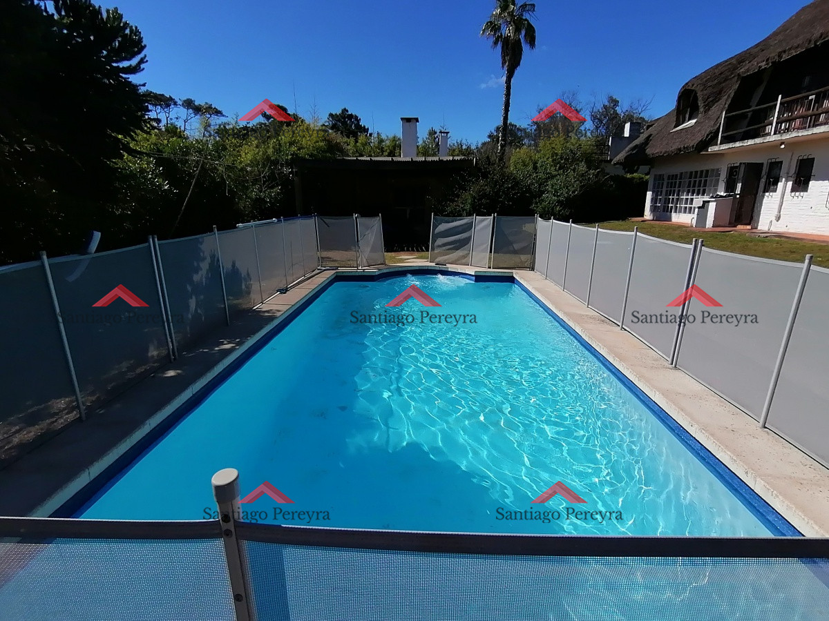 Casa ID.4341 - Casa con pileta a 1 cuadra de la Playa Ideal familias grandes