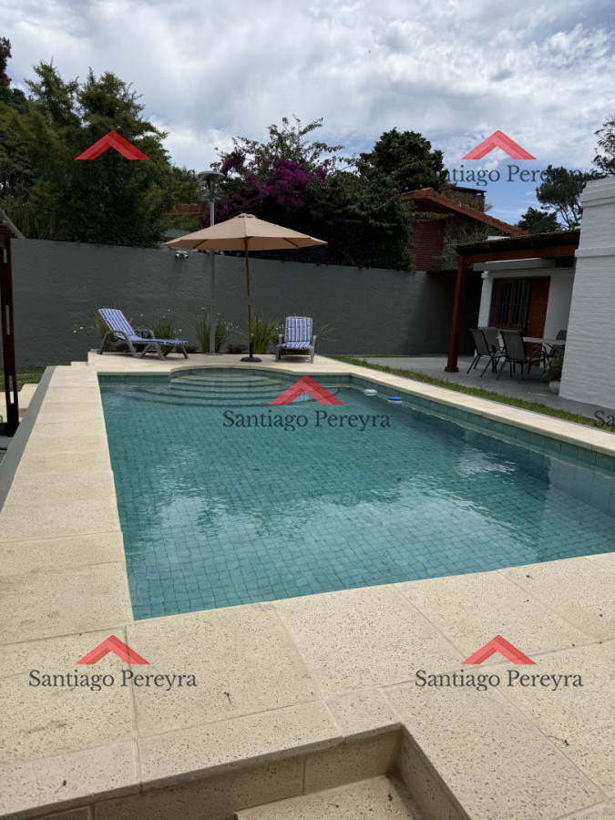 Casa ID.3883 - Hermosa casa en alquiler con piscina, Pinares