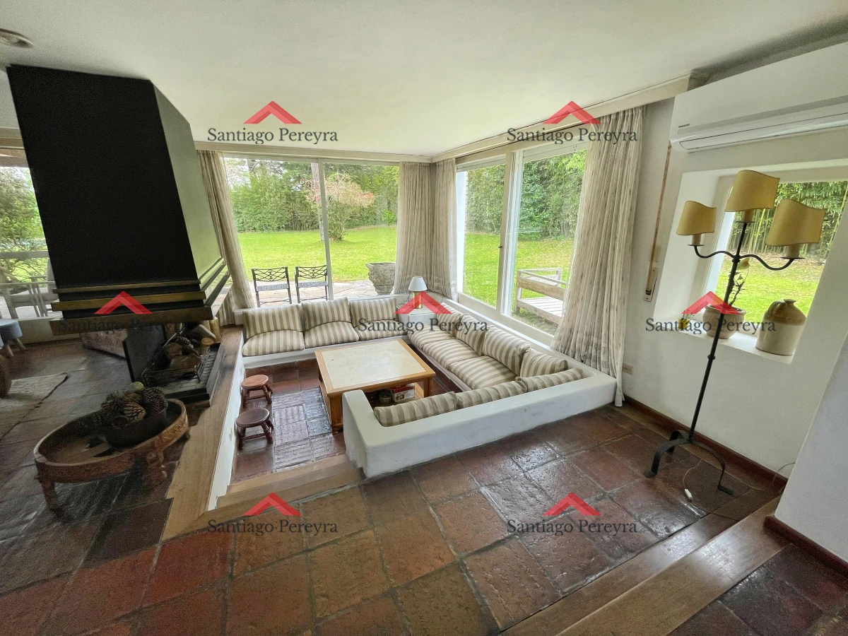 Casa ID.10795 - Casa en Mansa, 4 dormitorios y dependencia, piscina, barbacoa. Alquiler de temporada