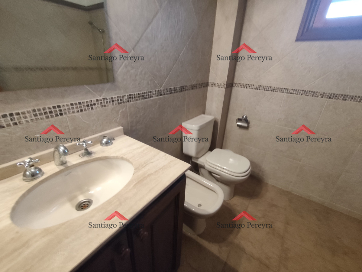 Casa ID.16701 - Casa 4 Dormitorios en alquiler temporal 200 metros del mar