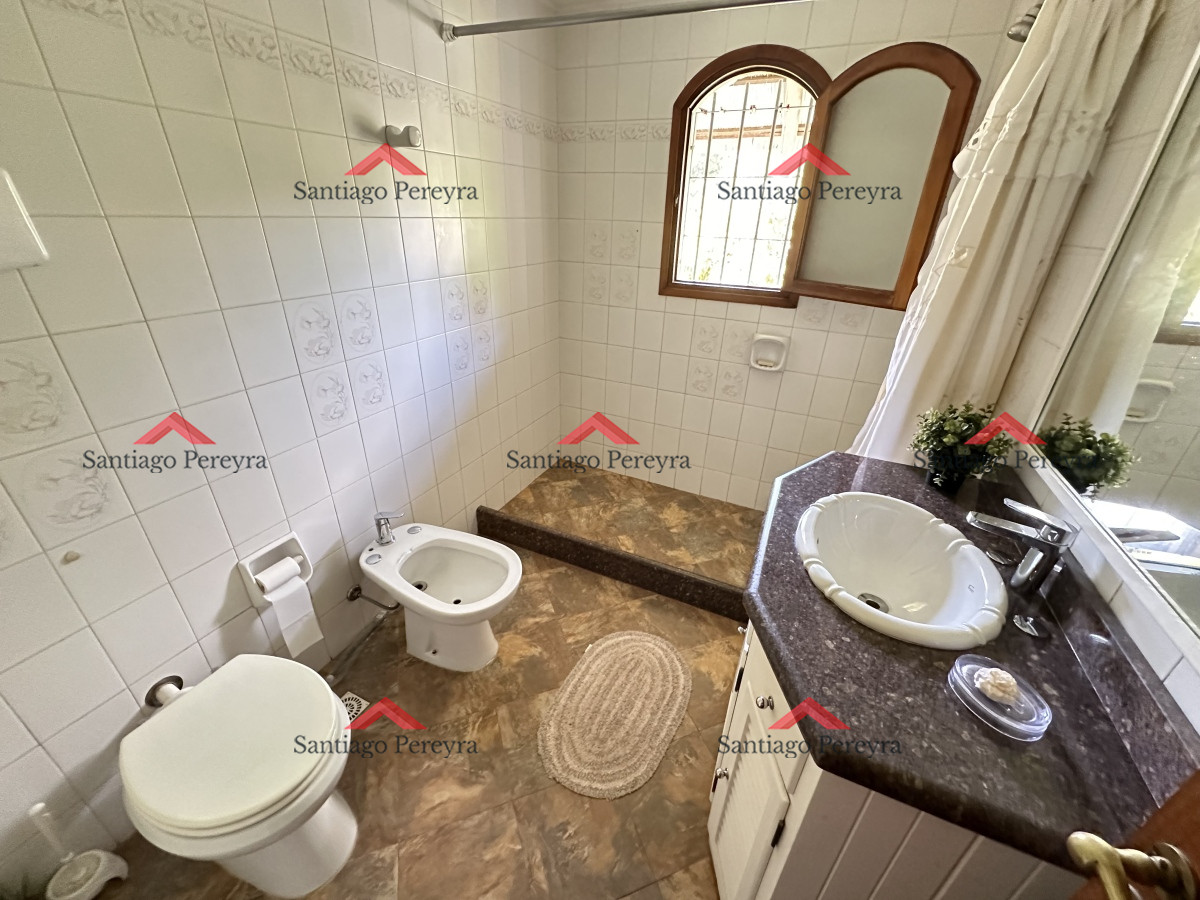Casa ID.14974 - Muy buen chalet en venta en Pinares 