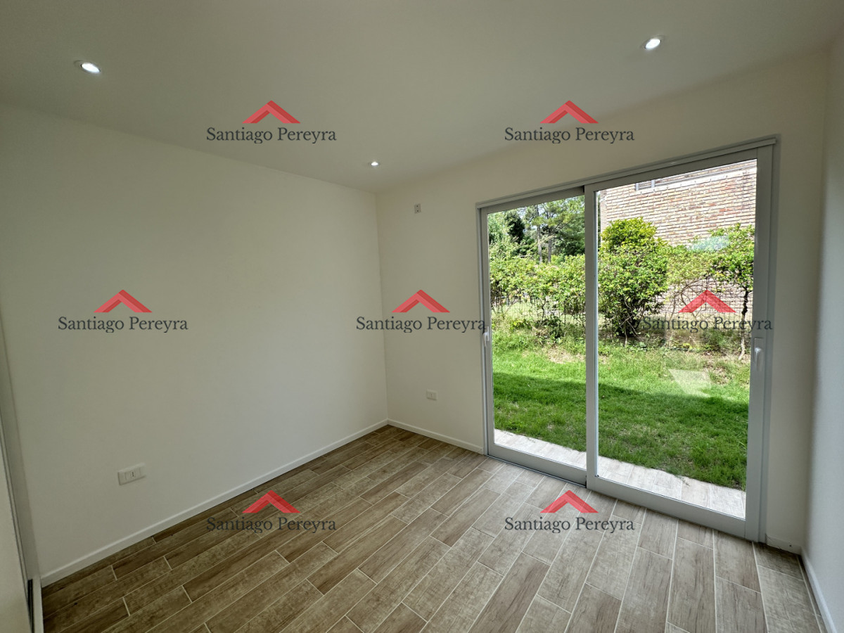 Casa ID.16863 - Casa Ph en Venta - Marly, Punta del Este