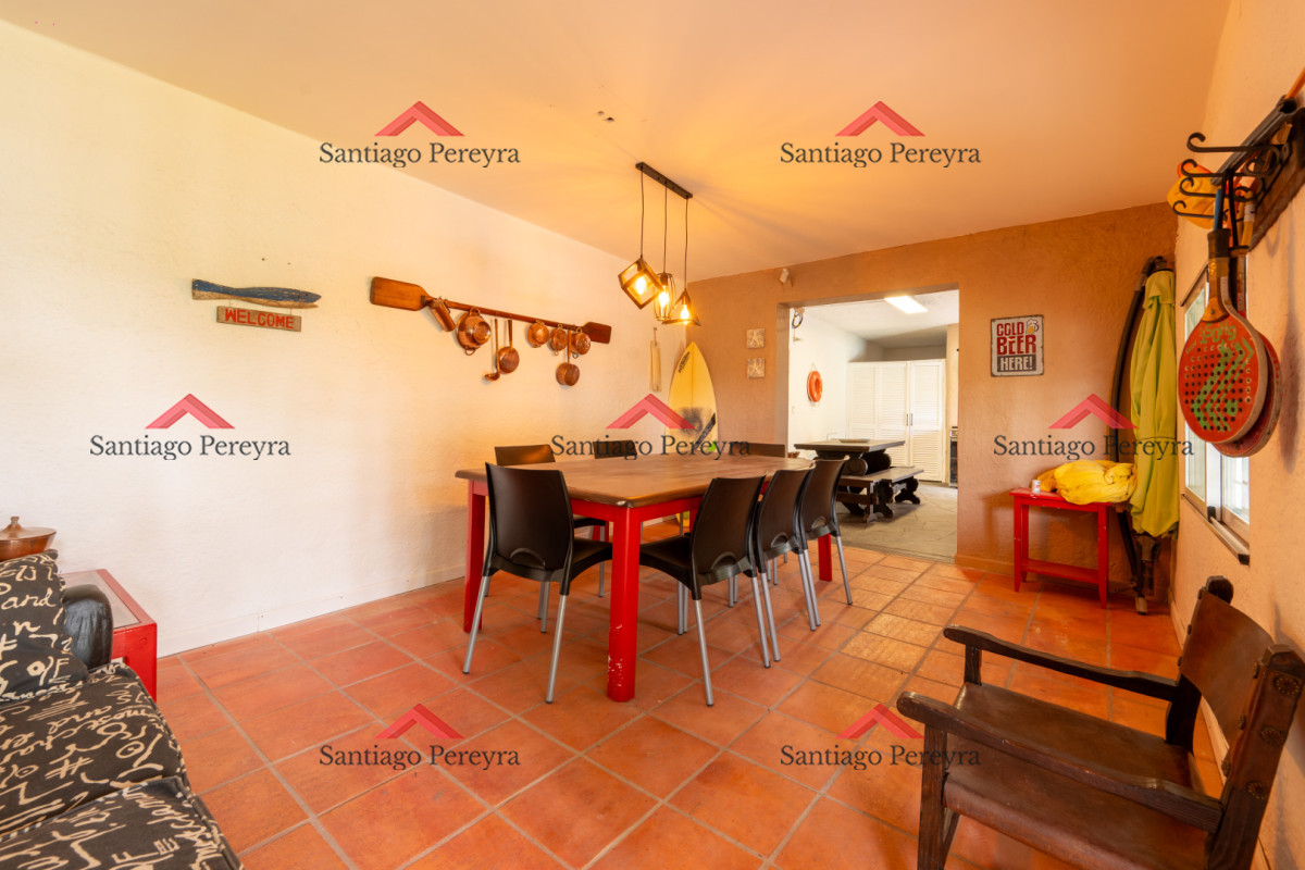 Casa ID.15763 - Amplia casa en alquiler en zona Cantegril