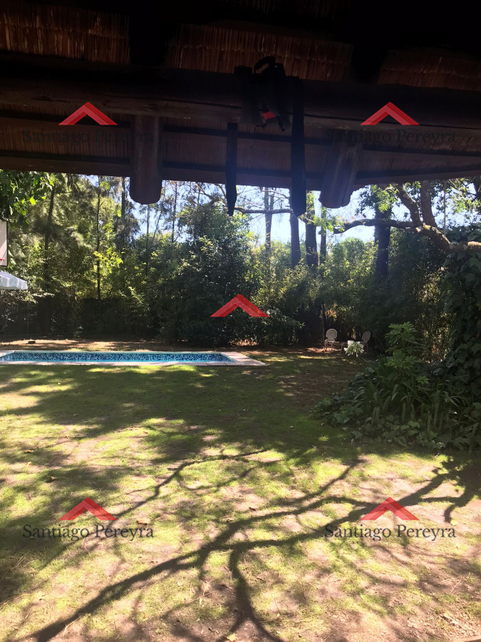 Casa ID.16768 - Hermoso chalet en venta en Pinares