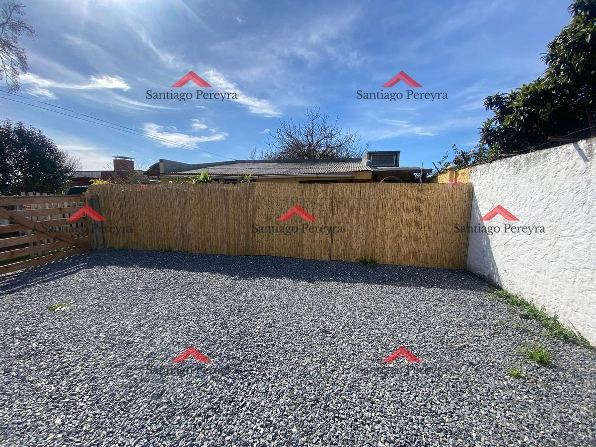 Casa ID.16294 - Casita con patio en centro. Ideal para inversión 