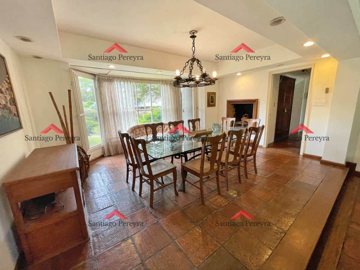 Casa ID.10795 - Casa en Mansa, 4 dormitorios y dependencia, piscina, barbacoa. Alquiler de temporada