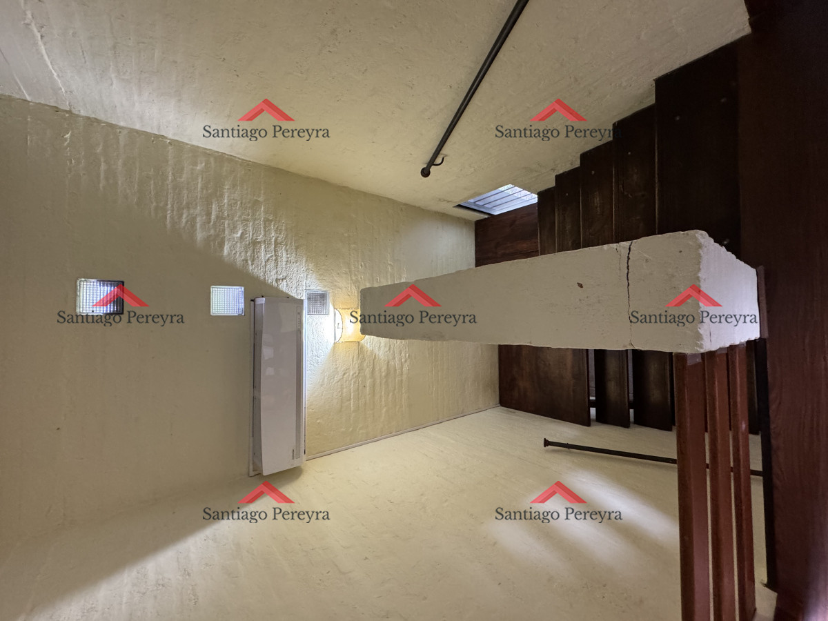 Casa ID.5306 - Casa en Alquiler anual en Pinares