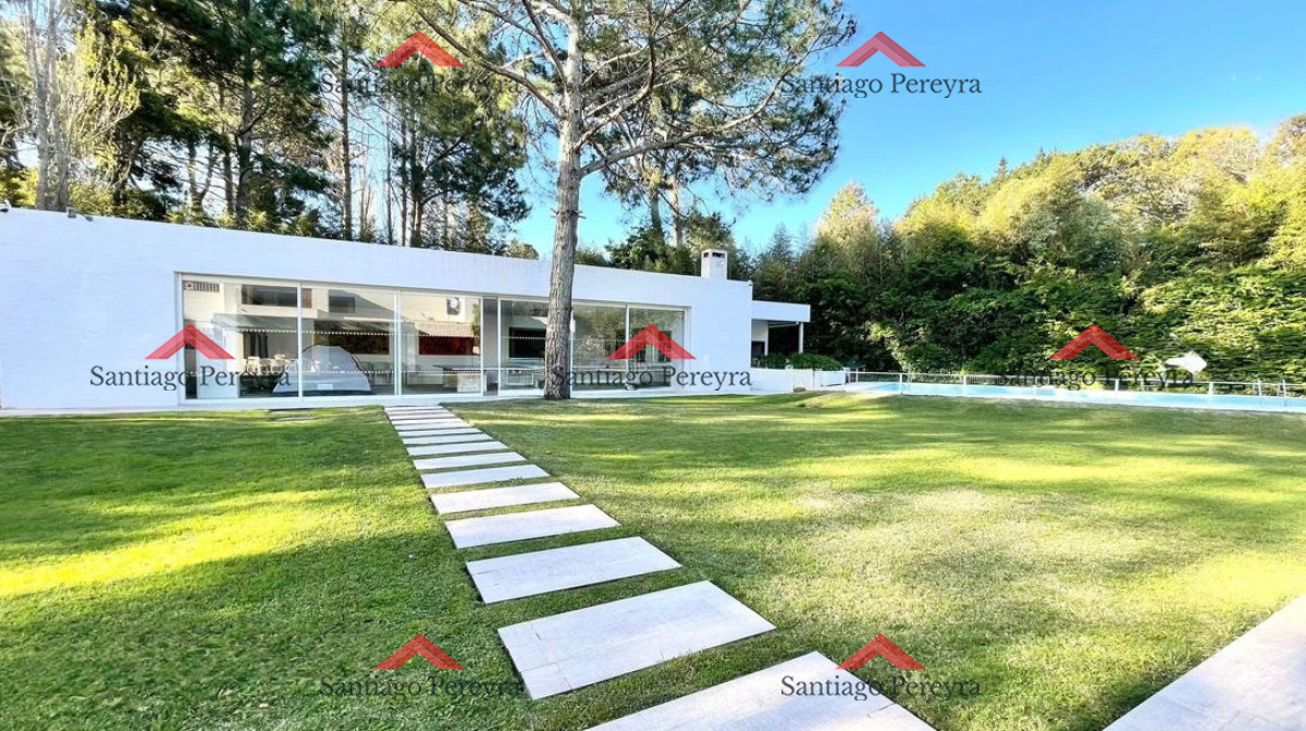 Casa ID.16595 - Casa de categoría en venta en Golf, mas de 3500 m2 de terreno