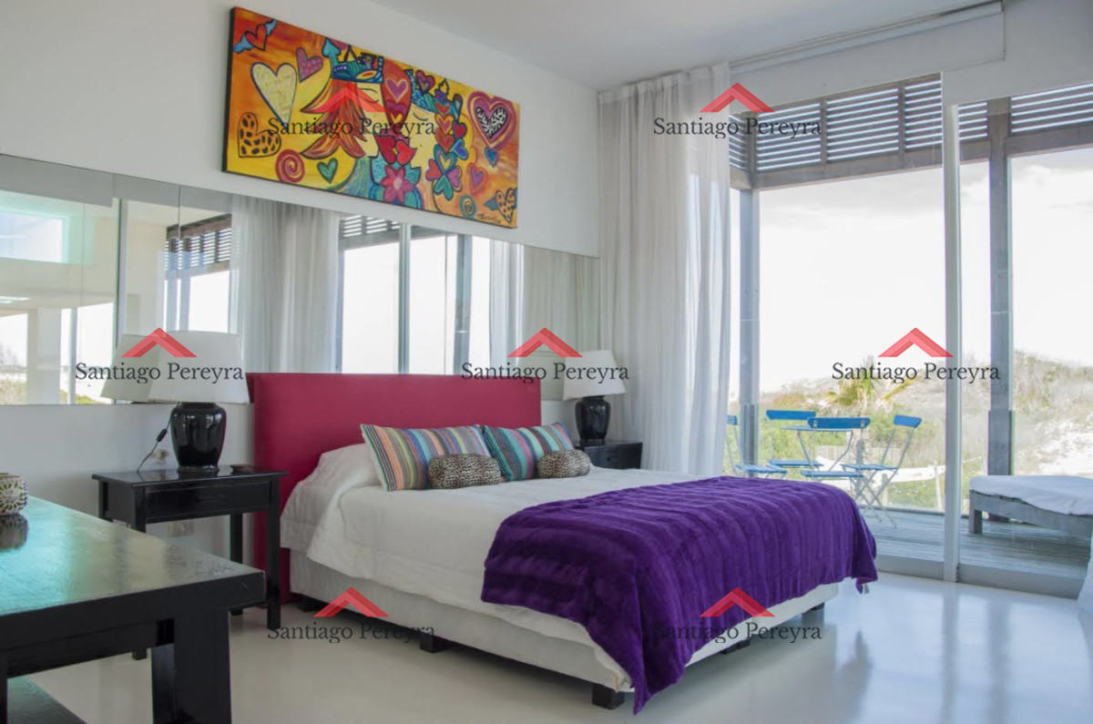 Casa ID.8545 - Primera línea al mar