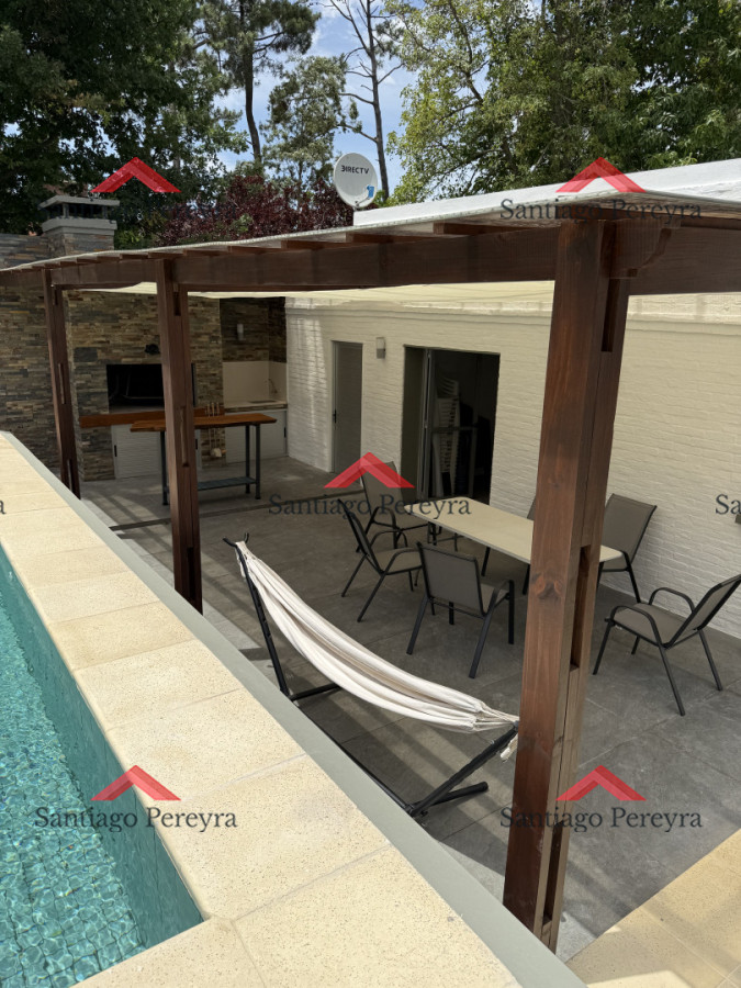 Casa ID.3883 - Hermosa casa en alquiler con piscina, Pinares