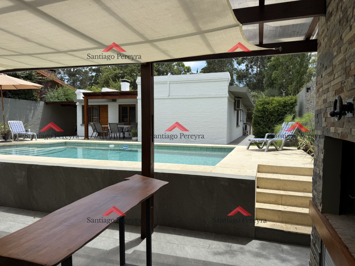 Casa ID.3883 - Hermosa casa en alquiler con piscina, Pinares