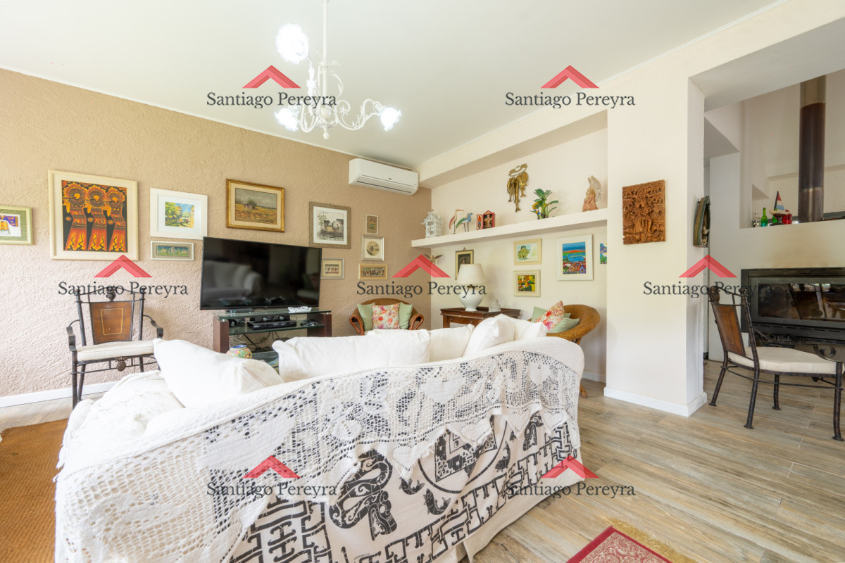 Casa ID.15763 - Amplia casa en alquiler en zona Cantegril